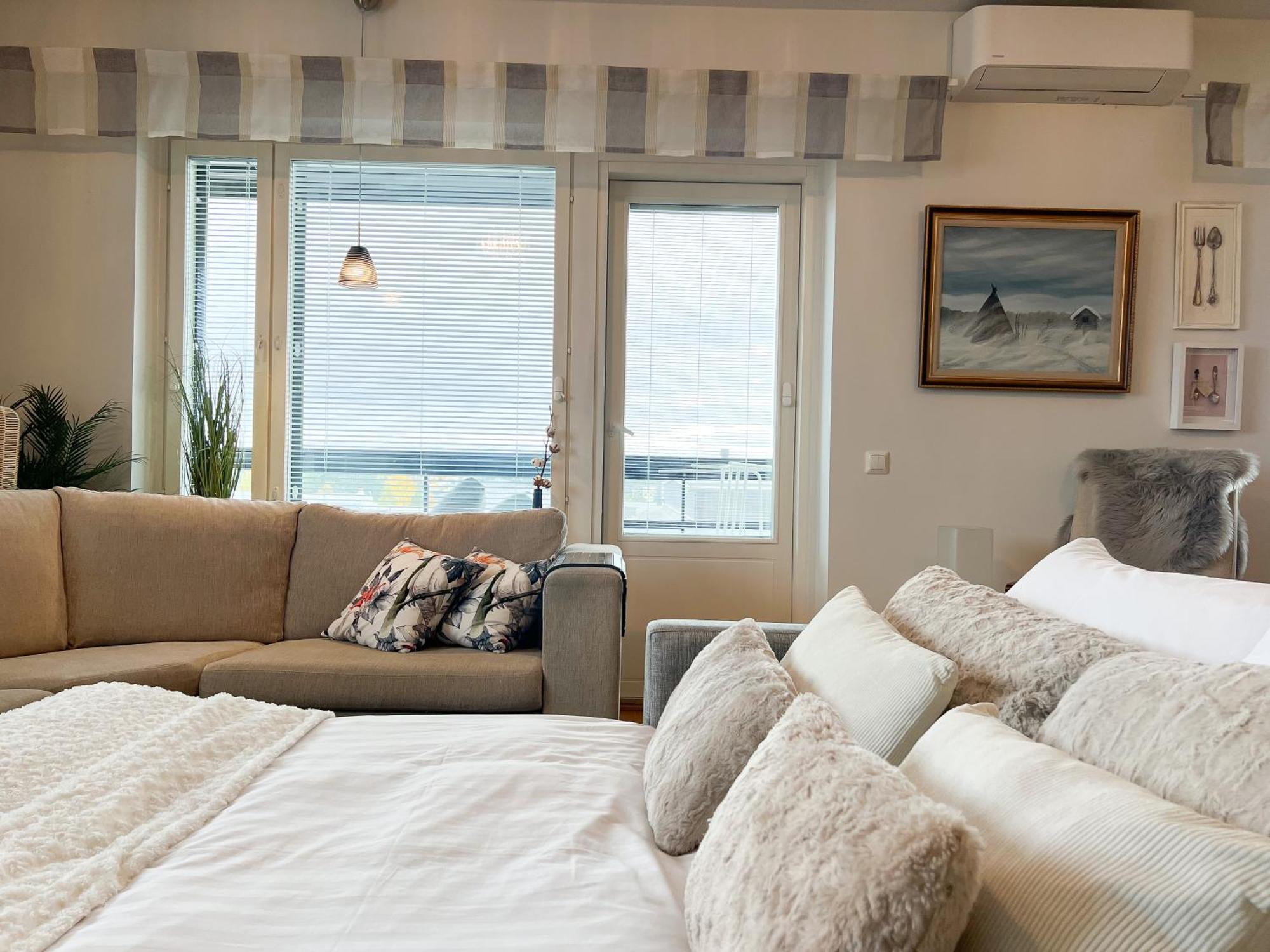 Aurora Penthouse & Suites ロヴァニエミ エクステリア 写真