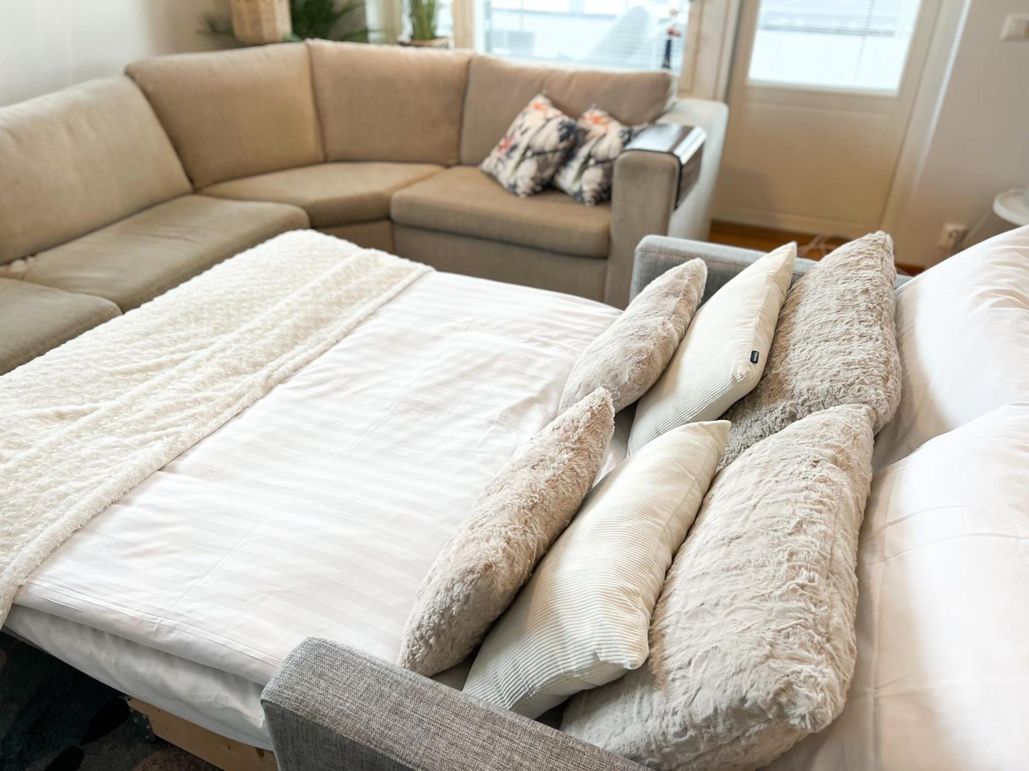 Aurora Penthouse & Suites ロヴァニエミ エクステリア 写真