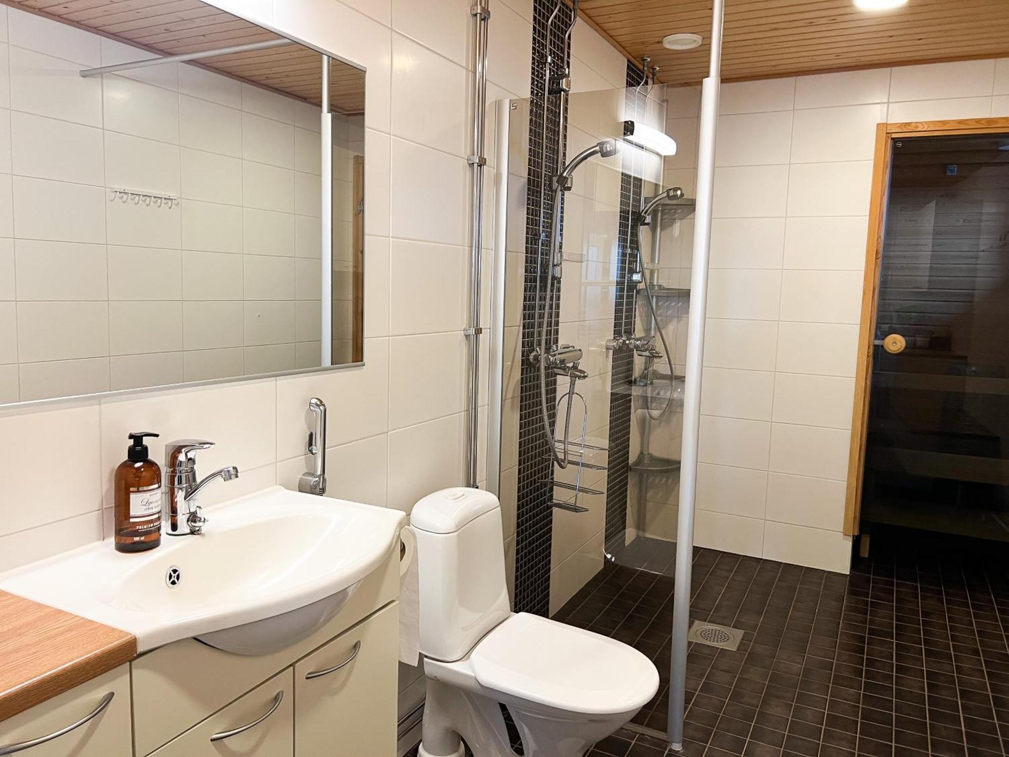 Aurora Penthouse & Suites ロヴァニエミ エクステリア 写真